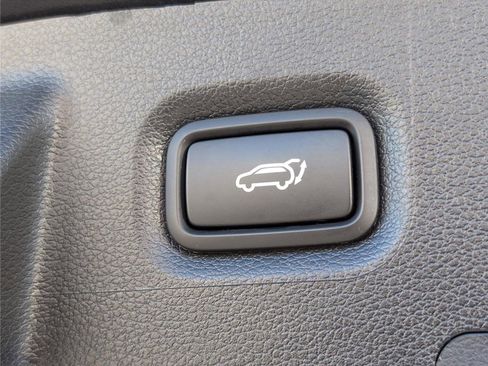 Used 2023 Hyundai Santa Fe Limited image 15