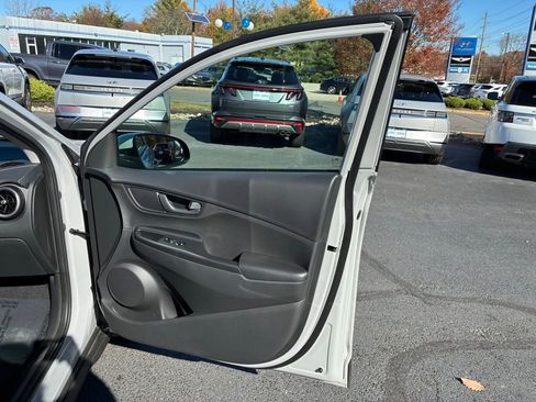 Used 2023 Hyundai Kona SEL w/ Cargo Package image 46