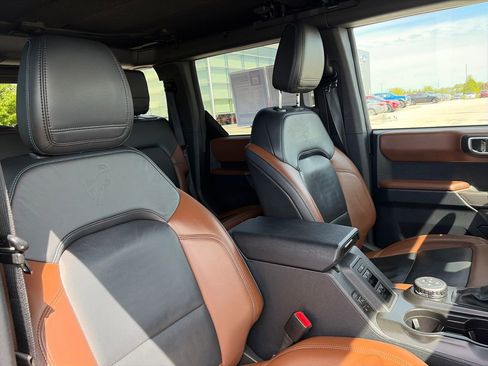 Used 2022 Ford Bronco Outer Banks w/ Sasquatch Package AWD/4WD image 13