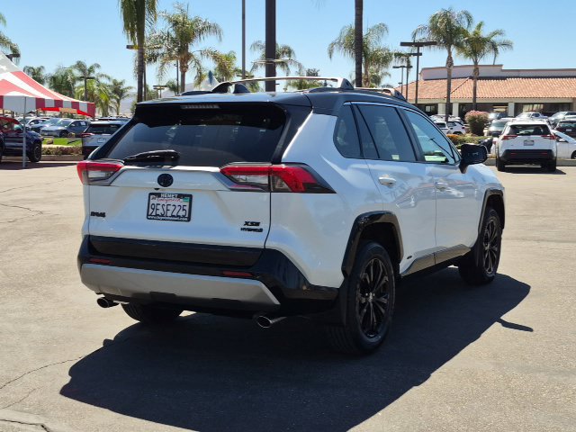 Used 2023 Toyota RAV4 XSE AWD/4WD image 5