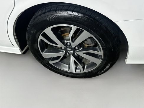 Used 2022 Honda Odyssey Touring image 11