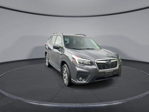 Used 2021 Subaru Forester Premium AWD/4WD image 2