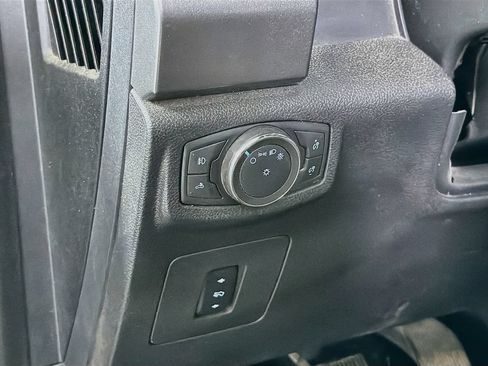 Used 2016 Ford F150 XLT w/ Equipment Group 302A Luxury RWD image 13