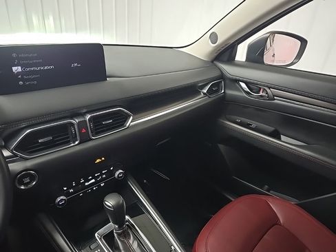 Used 2023 MAZDA CX-5 Carbon Edition image 26