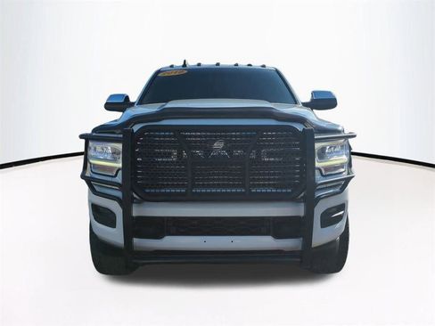 Used 2019 RAM 2500 Laramie image 3