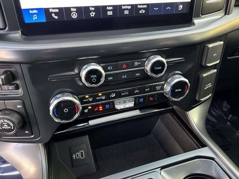 Used 2025 Ford F150 Lariat w/ Equipment Group 501A Mid image 25