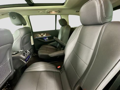 Certified 2026 Mercedes-Benz GLS 450 4MATIC image 31