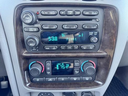 Used 2006 Buick Rainier CXL AWD/4WD image 47