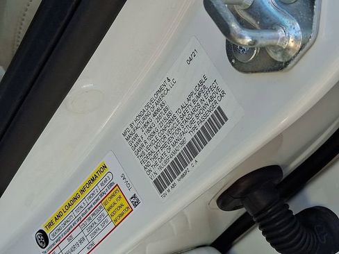 Used 2021 Acura TLX w/ Technology Package image 28