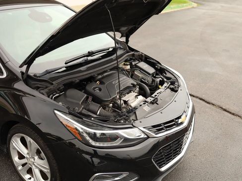 Used 2017 Chevrolet Cruze Premier FWD image 49