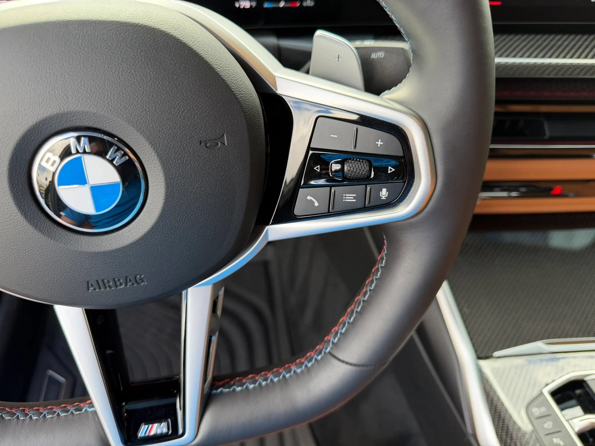 Used 2025 BMW M340i xDrive w/ Parking Assistance Package AWD/4WD image 33