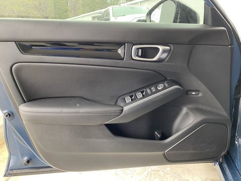 Used 2025 Honda Civic Sport Touring image 14