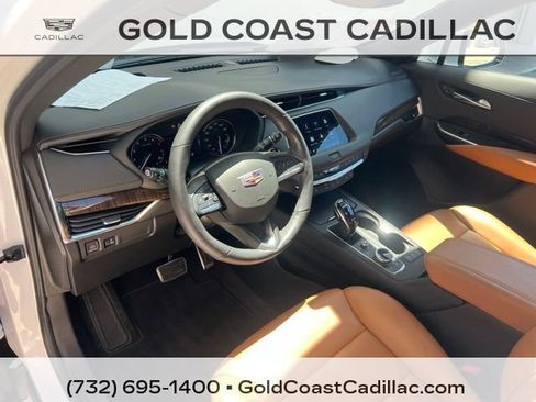 Used 2023 Cadillac XT4 Sport AWD/4WD image 19
