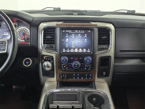 Used 2017 RAM 1500 Laramie w/ Convenience Group image 16