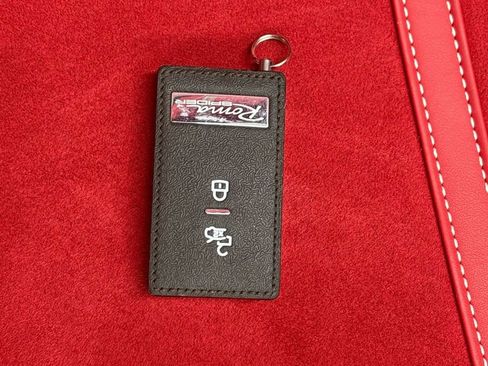 Used 2025 Ferrari Roma Spider RWD image 35