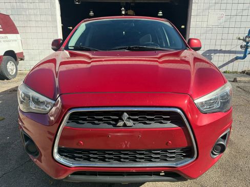 Used 2015 Mitsubishi Outlander Sport ES image 2