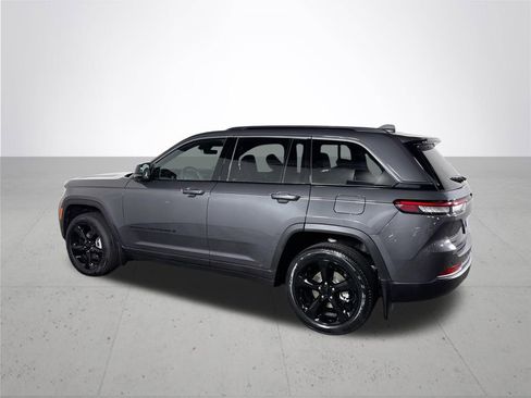 New 2026 Jeep Grand Cherokee Limited image 8