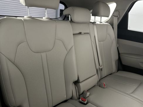 Used 2023 Kia Sorento S FWD image 24