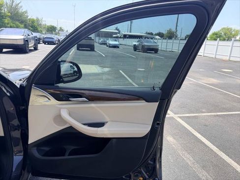 Used 2021 BMW X3 sDrive30i w/ Convenience Package RWD image 14