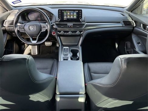 Used 2022 Honda Accord Sport image 10