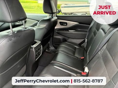 Used 2017 Nissan Murano Platinum w/ Platinum Technology Package AWD/4WD image 10