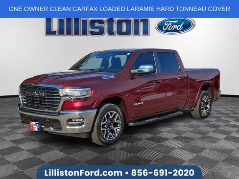 Used 2025 RAM 1500 Laramie AWD/4WD image 1