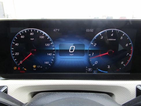 Used 2022 Mercedes-Benz A 220 4MATIC image 13