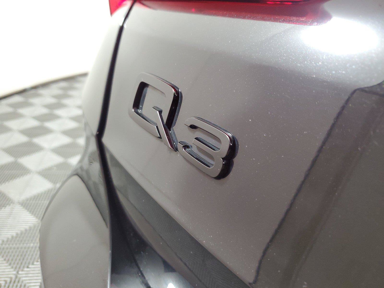 Used 2024 Audi Q3 2.0T Premium AWD/4WD image 8