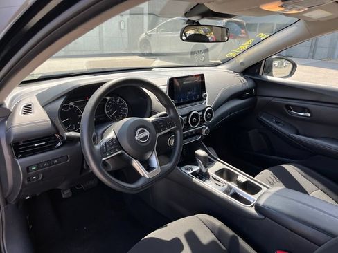 Used 2025 Nissan Sentra SV FWD image 6