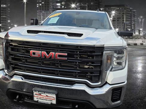 Used 2023 GMC Sierra 2500 Pro w/ Convenience Package image 4