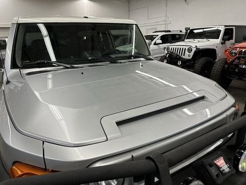 Used 2007 Toyota FJ Cruiser 4WD image 35