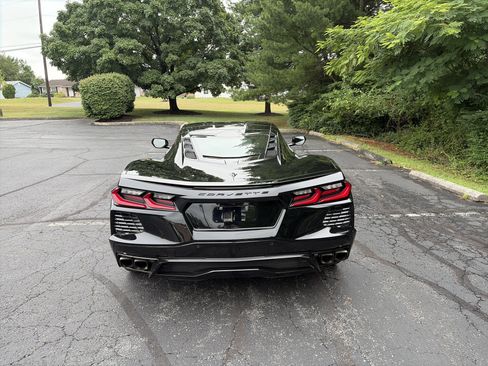 Used 2020 Chevrolet Corvette Stingray Coupe w/ 1LT RWD image 6