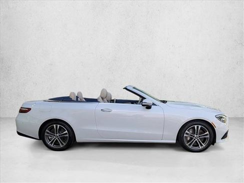 Used 2023 Mercedes-Benz E 450 4MATIC Cabriolet image 4