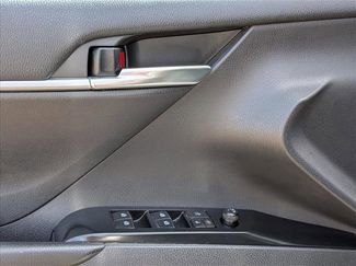 Used 2019 Toyota Camry SE w/ Convenience Package video 3