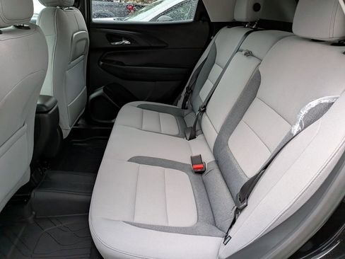 New 2026 Chevrolet TrailBlazer LT w/ Convenience Package AWD/4WD image 16