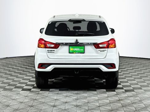 Used 2019 Mitsubishi Outlander Sport ES FWD image 7