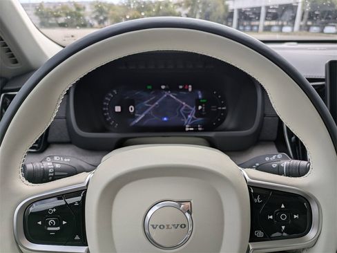 New 2026 Volvo XC90 T8 Ultra w/ Protection Package Premier image 39