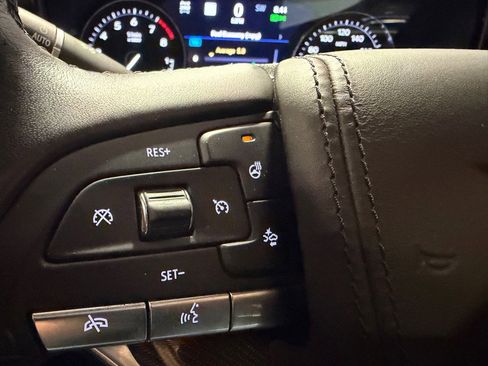 Used 2022 Cadillac XT6 Premium Luxury w/ Platinum Package image 36