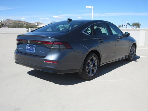 Used 2023 Honda Accord EX-L image 5