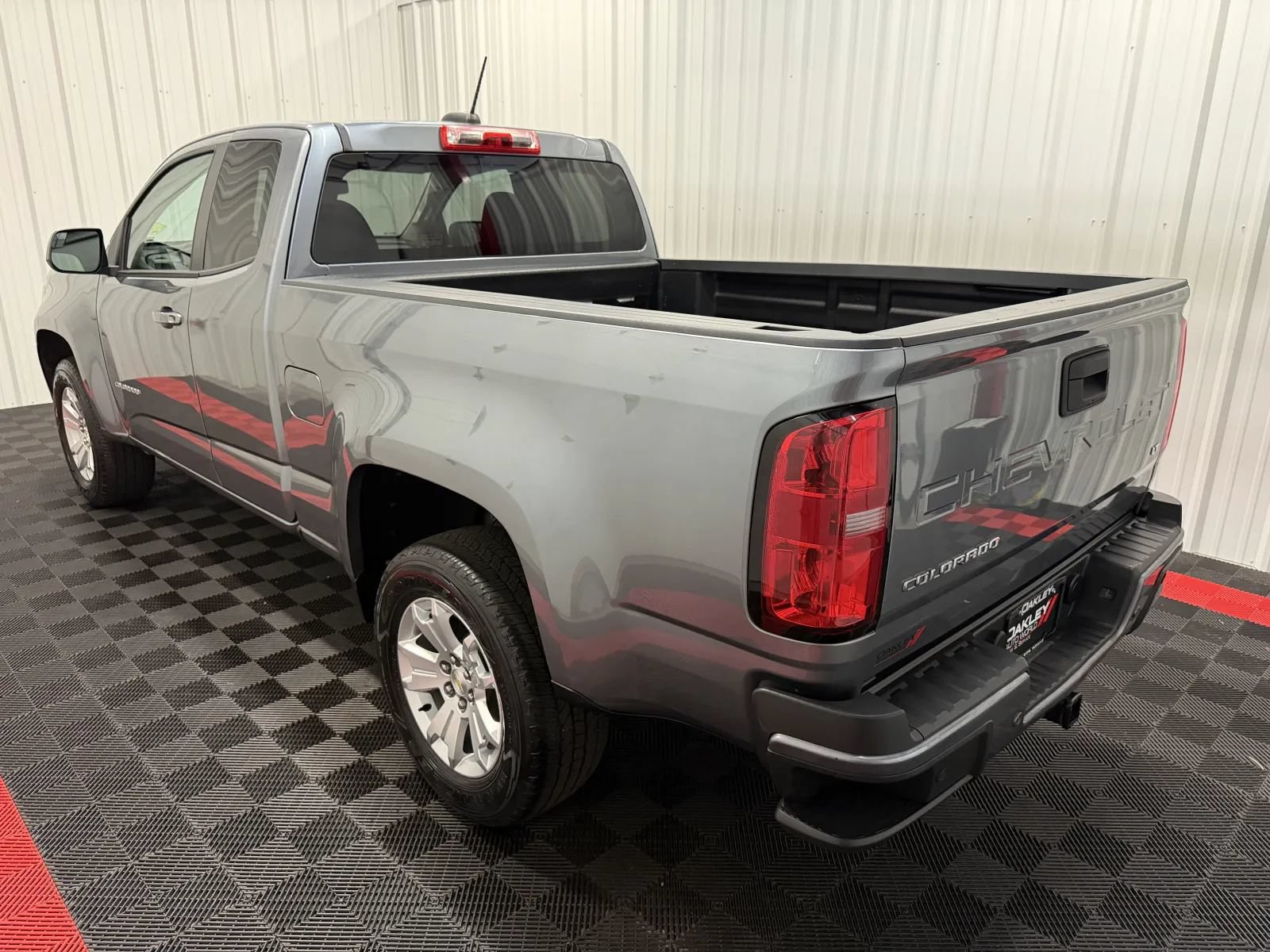 Used 2022 Chevrolet Colorado LT w/ Fleet Safety Package RWD image 2