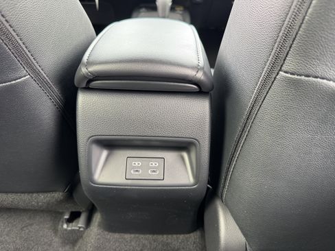 New 2026 Toyota Corolla SE image 7