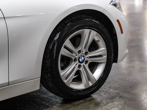Used 2018 BMW 330i Sedan RWD image 47