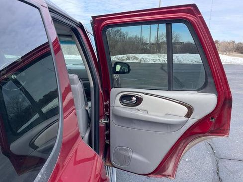 Used 2007 Buick Rainier CXL image 29