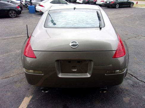 Used 2007 Nissan 350Z Touring image 5