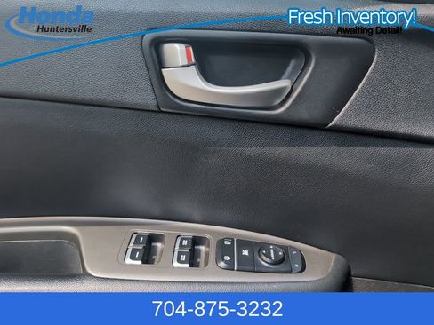 Used 2019 Kia Optima S w/ S Panoramic Sunroof Package FWD image 22