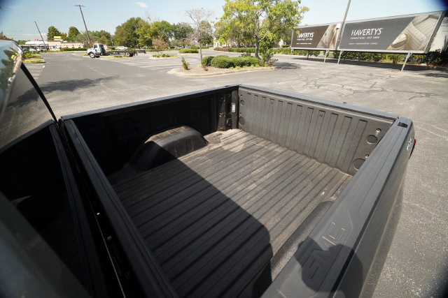 Used 2024 GMC Sierra 1500 Pro w/ Pro Value Package AWD/4WD image 13
