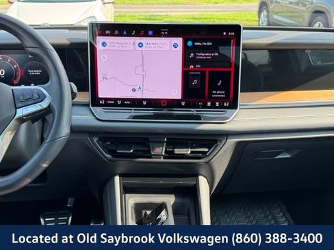 Certified 2025 Volkswagen Tiguan SEL R-Line AWD/4WD image 15