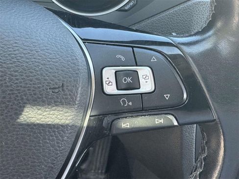 Used 2016 Volkswagen Jetta SE image 19