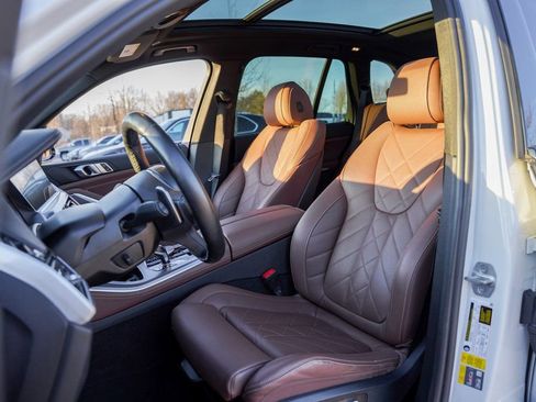 Used 2023 BMW X5 xDrive45e w/ M Sport Package image 17