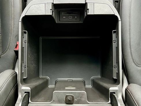 Used 2021 GMC Sierra 1500 SLT w/ SLT Premium Package image 37